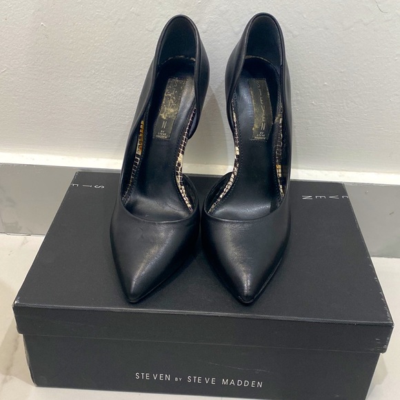 Steven by Steve Madden - Picture 2 of 5